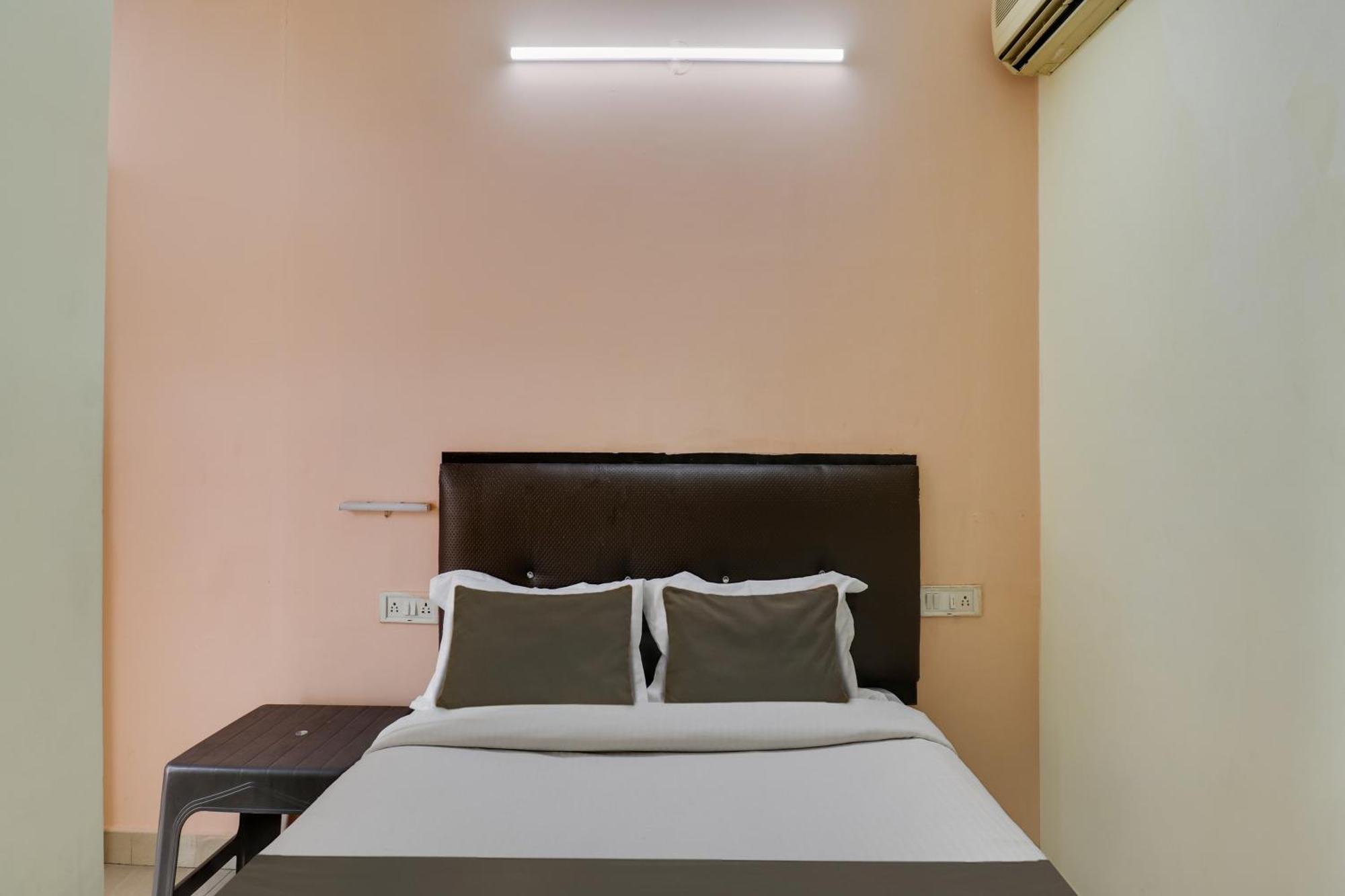 Hotel O Royal Galaxy Бангалор Екстериор снимка