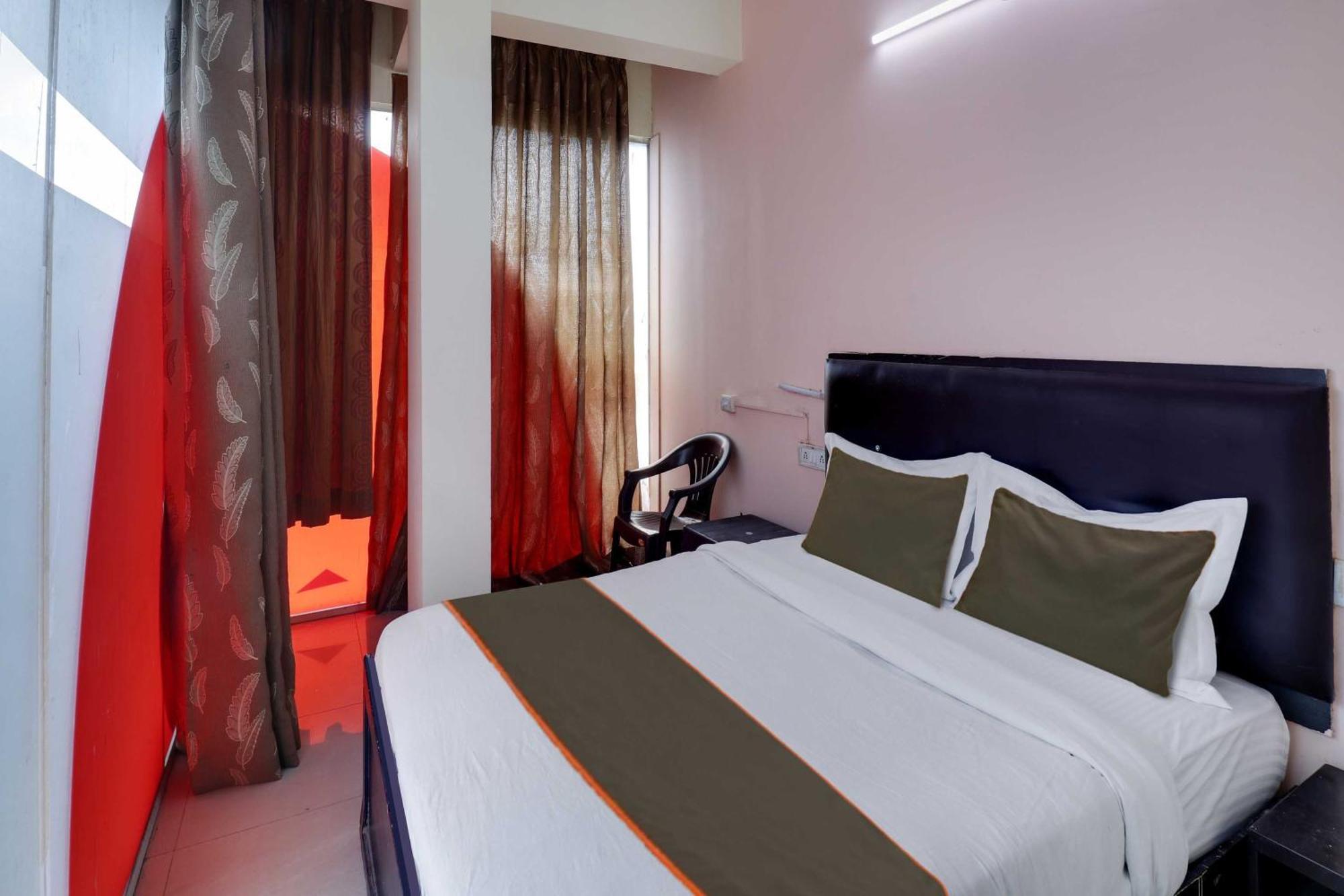 Hotel O Royal Galaxy Бангалор Екстериор снимка
