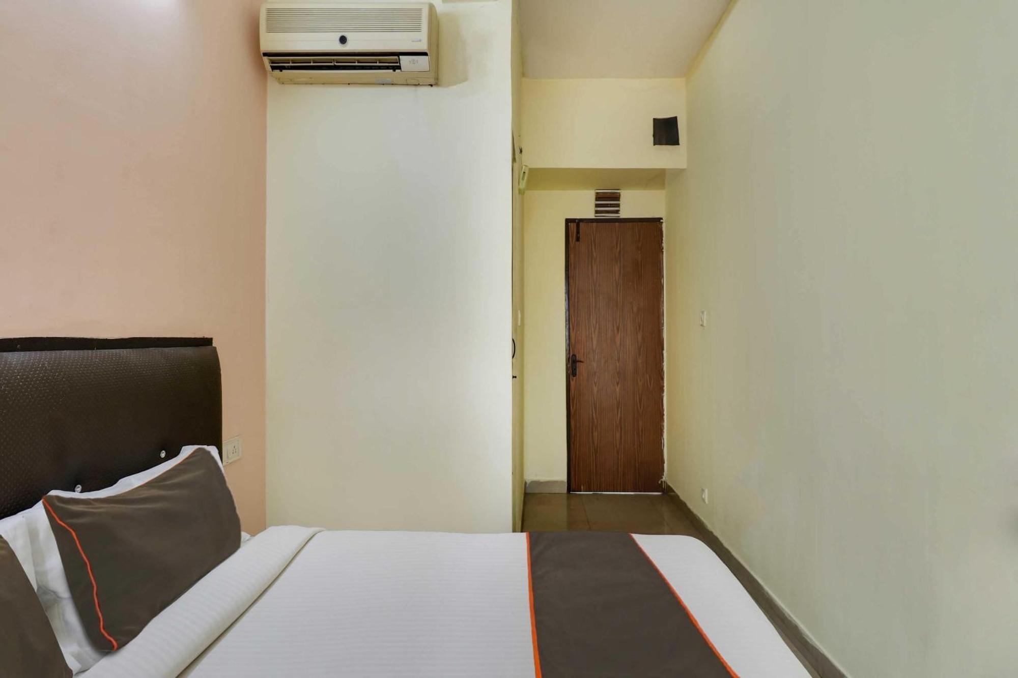Hotel O Royal Galaxy Бангалор Екстериор снимка