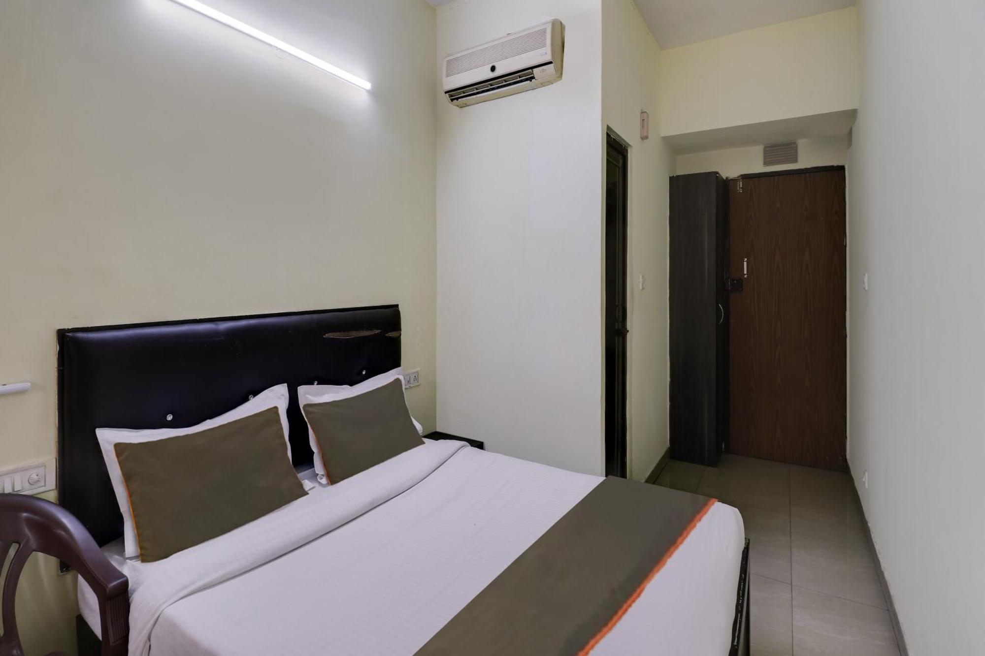 Hotel O Royal Galaxy Бангалор Екстериор снимка